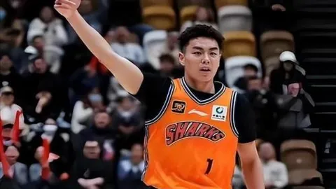 拜仁对戴维斯转会敞开大门，却无意以门迪为代价